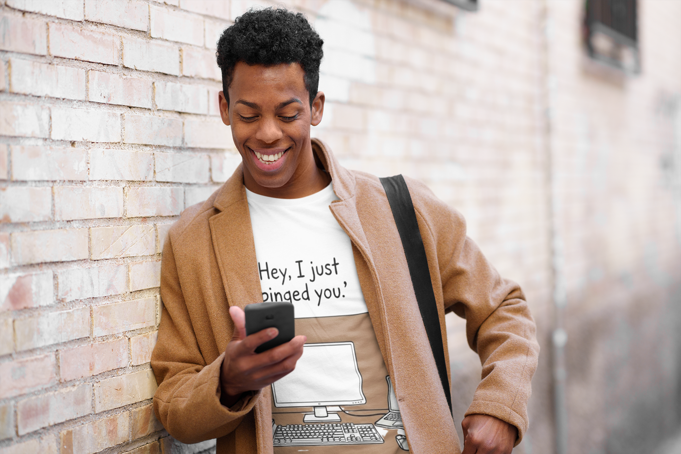 Hey I Just Pinged You — Graphic Tee